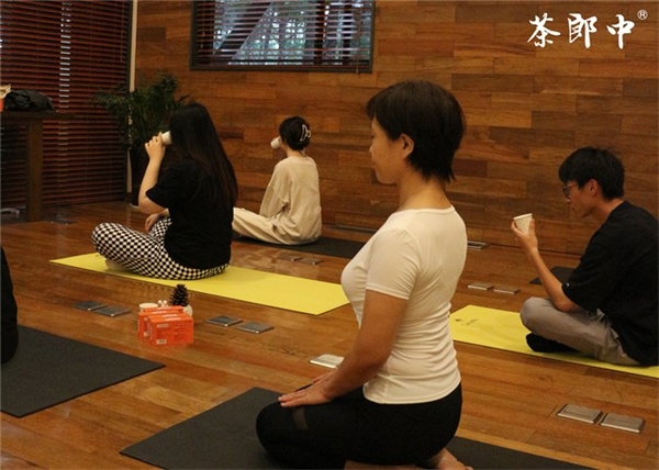 “茶郎中”携手Yoga Alliance，打造健康养生新方式！