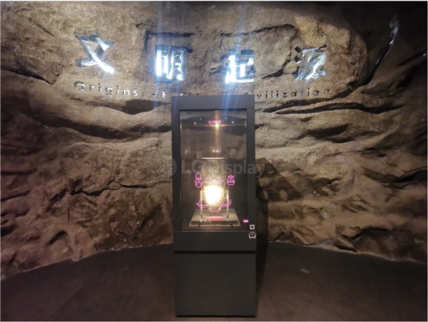 双节期间预约翻倍 中国考古博物馆内的透明OLED更有看点