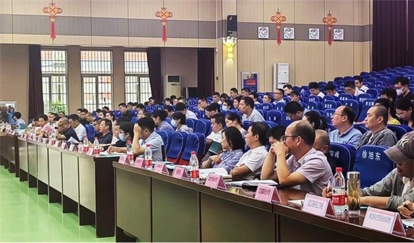 江夏区召开2023年秋季高校食品安全培训会
