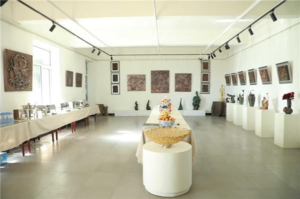 锻铜雕塑艺术家黄世芳作品展在京隆重开幕