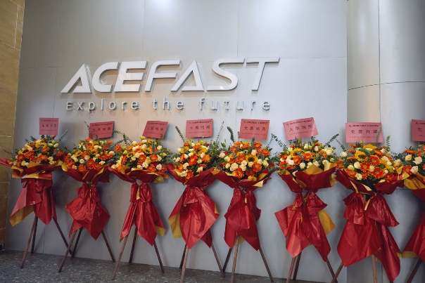 天天热点评！ACEFAST积速旗舰店盛大启幕，引领数码科技新潮流