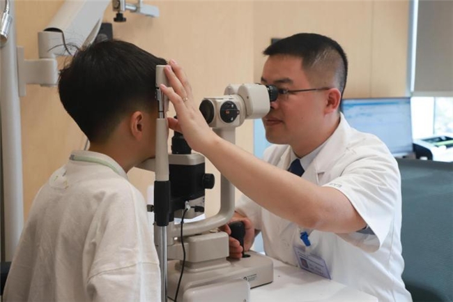 爱尔眼科视光专家：关于孩子近视，家长需要知道这些