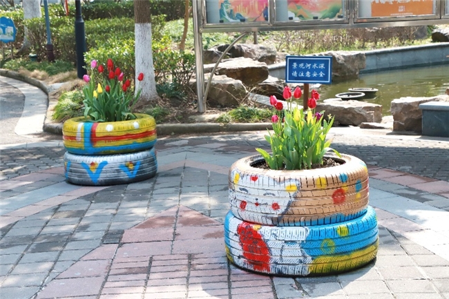 上海金地物业开展“共建绿色家园，同享美好生活”植树节活动