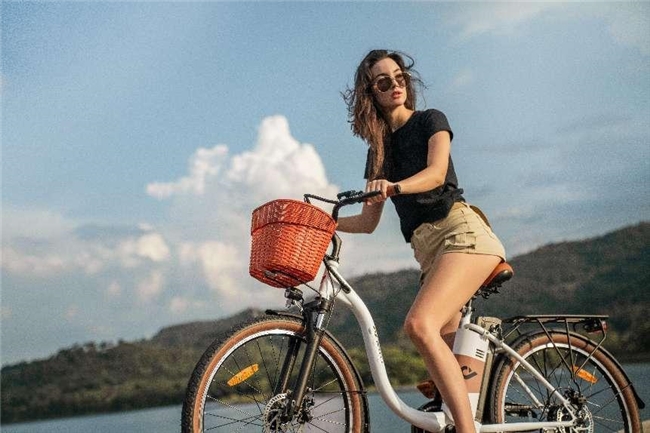 DYU Unveils the C6 PRO Electric Bike: A Blend of Comfort and Performance