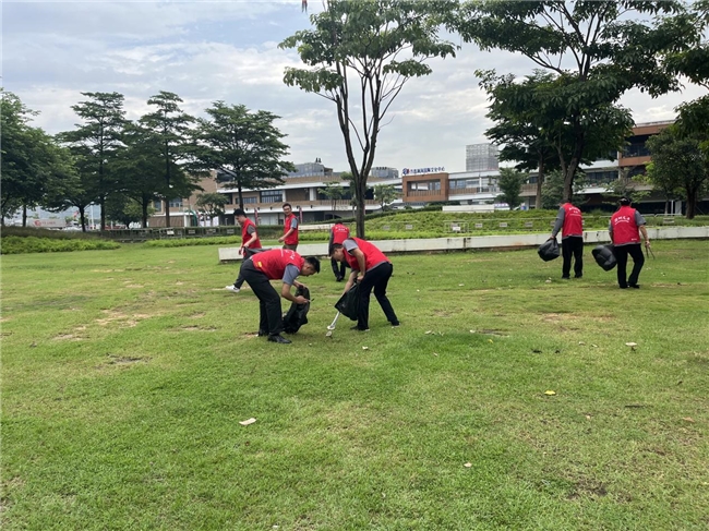 南山街道：巡河护河 “企业河长”在行动