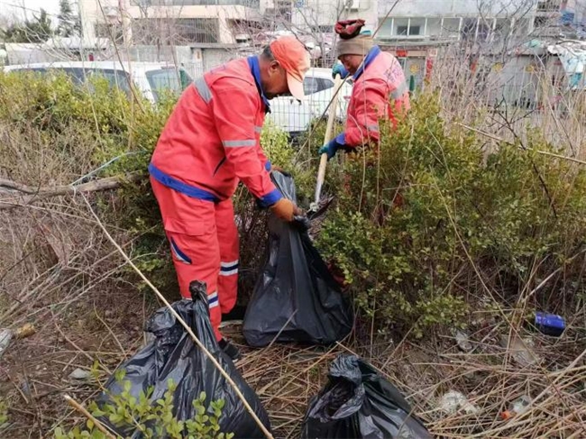 新春焕新颜：环卫大清扫 扮靓城市迎佳节