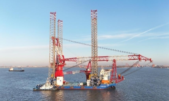 中国电建第四代海洋工程船舶 “电建志高”“电建志远”号顺利交付