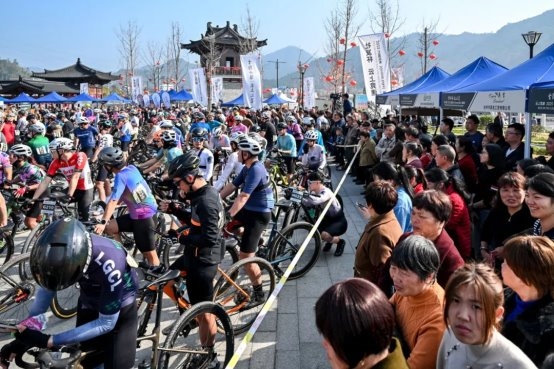 破风追逐，“骑”开得胜丨社发杯 云上竞速2025汇溪瓜车(Gravel bike)挑战赛圆满落幕！