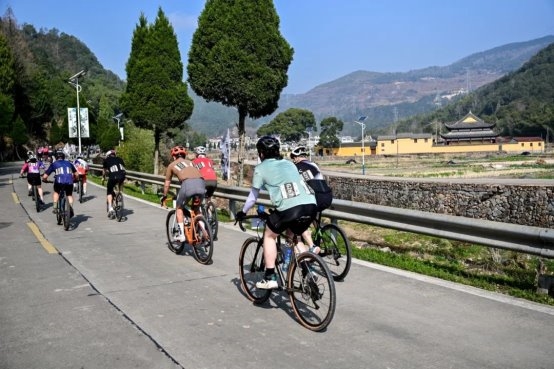 破风追逐，“骑”开得胜丨社发杯 云上竞速2025汇溪瓜车(Gravel bike)挑战赛圆满落幕！