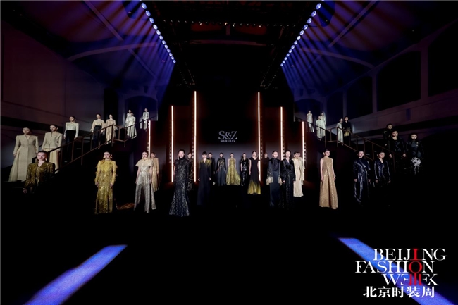 共赴时尚十年之约｜AW2025北京时装周盛大启幕