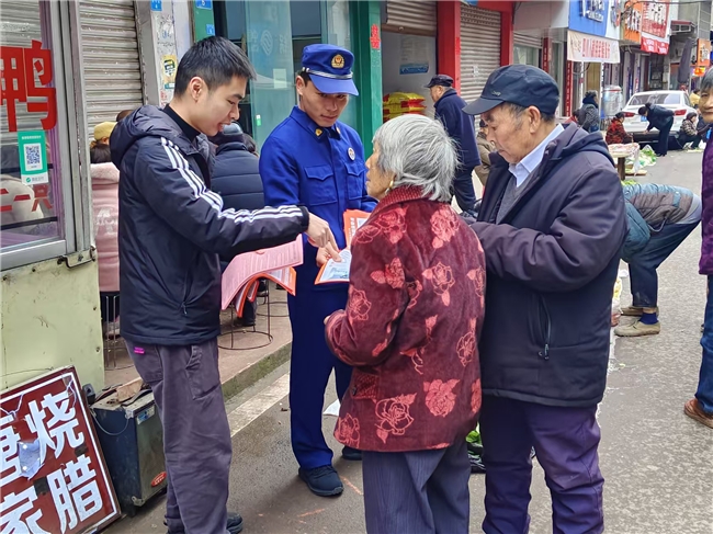 射洪市消防救援大队“一队一站”扎实开展春季消防宣传工作(图2)
