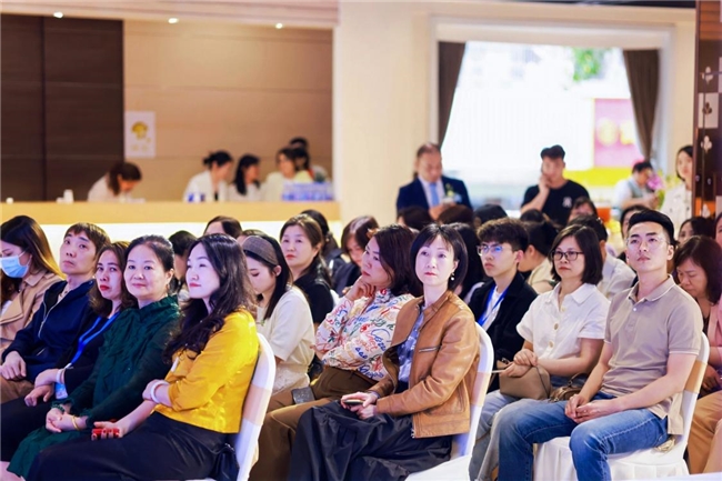 雅芳婷2025秋冬订货会：时尚家居秀，共话发展新篇