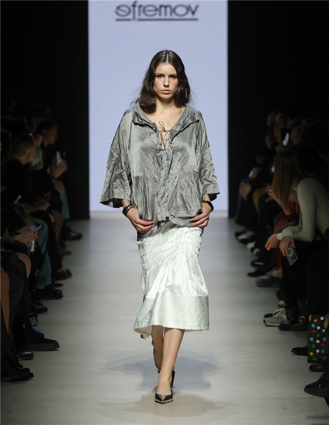 Moscow Fashion Week 莫斯科时装周春季必备单品：必入款式与搭配指南