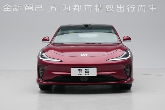 全新智己L6：都市年轻人的精致出行“神器”，实至名归！
