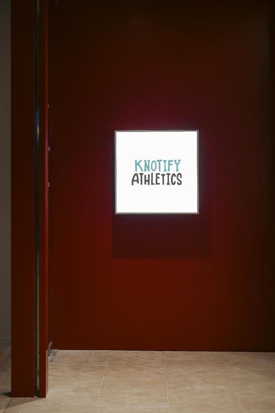 KNOTIFY 北京首家 ATHLETICS 运动主题店铺登陆三里屯太古里