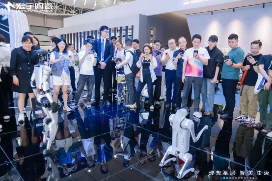 Ai+产业共振，宏宇陶瓷绘就全场景智慧生活家