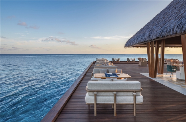 W Maldives 焕新归来，开启奢华新纪元