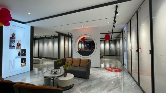 箭牌瓷砖联豫南仓，先发领航共铸蓝海辉煌