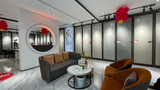 箭牌瓷砖联豫南仓，先发领航共铸蓝海辉煌