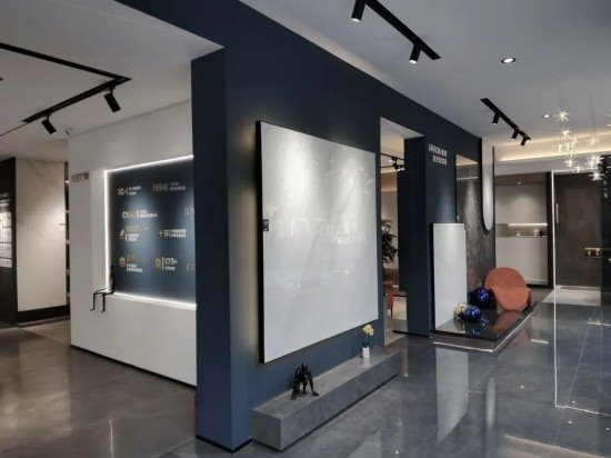 箭牌瓷砖联豫南仓，先发领航共铸蓝海辉煌