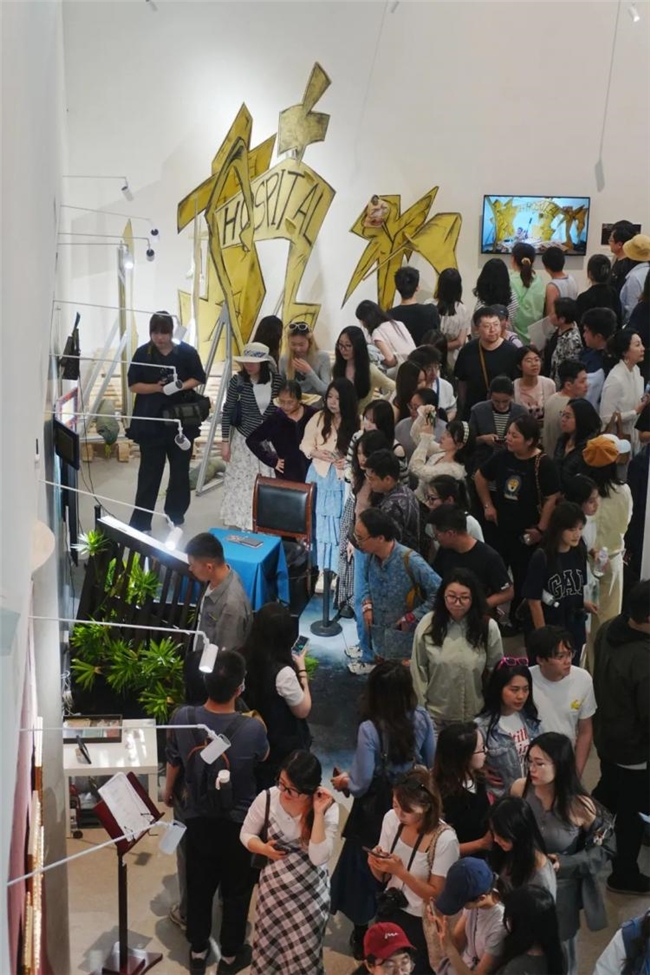 央美毕业展观察：方寸空间里的艺术突围与谋生思考