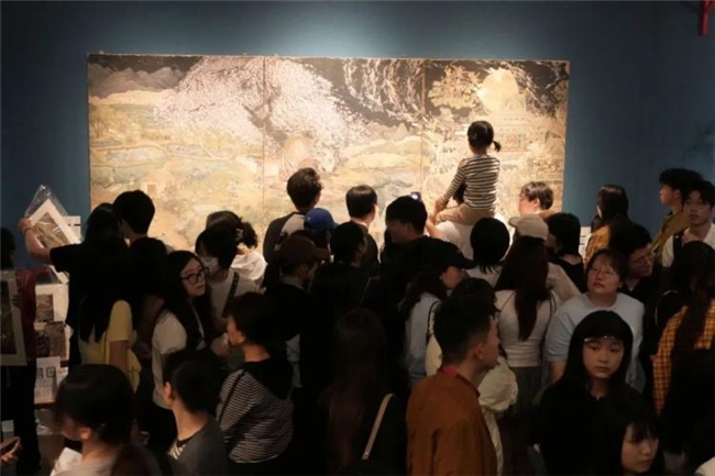 央美毕业展观察：方寸空间里的艺术突围与谋生思考