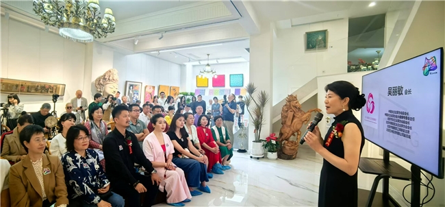 彤艺术空间盛大启幕:开启金融与艺术跨界融合新纪元(图3)