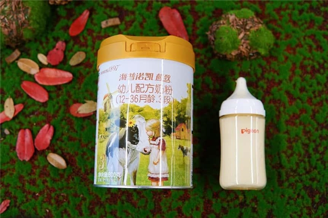 什么奶粉含乳铁蛋白？家长们快看看这款全面自护奶粉口碑王