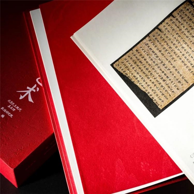 以简驭繁的视觉叙事，平面设计师柴鲲鹏的创意实践与多元设计案例解析