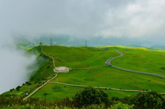 暑期清凉之旅：带孩子打卡这些避暑旅游胜地