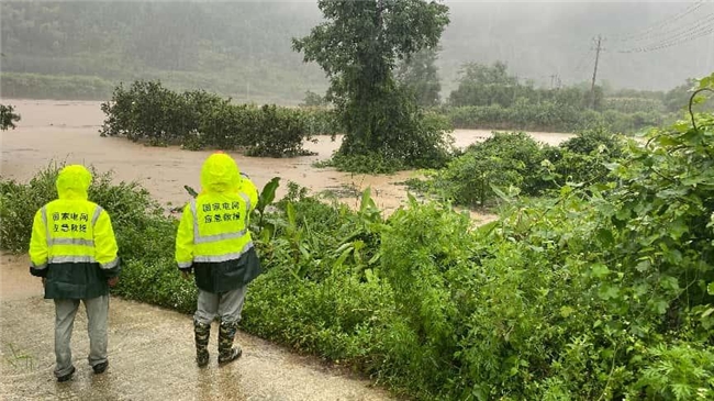 党旗引领 工会暖心 风雨同舟保光明(图2)