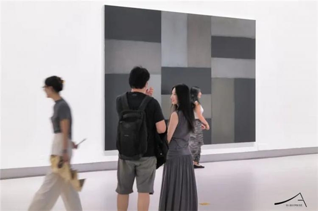 肖恩・斯库利西南首展亮相川音美术馆，当抽象艺术邂逅东西方哲学的 “崇高与虚空”