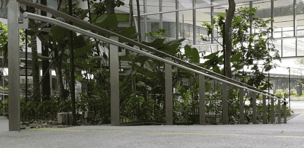 “独轮无人机 ATOM：可陆地滚动+空中飞行，碳纤维外框防摔，还能爬坡搜救