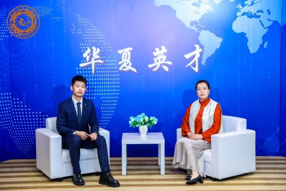 《遇见·心音》艺术疗愈空间创始人孟庆纯受邀出席第二十五届世纪大采风品牌人物年度盛典