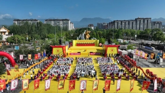 寻根大禹故里 第七届海峡两岸大禹文化交流活动在四川北川举行(图3)