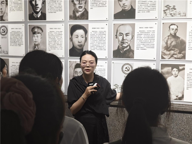 2025年南昌医学院药学院暑期“三下乡”社会实践活动③—— “井冈淬红魂，赣鄱承药香”