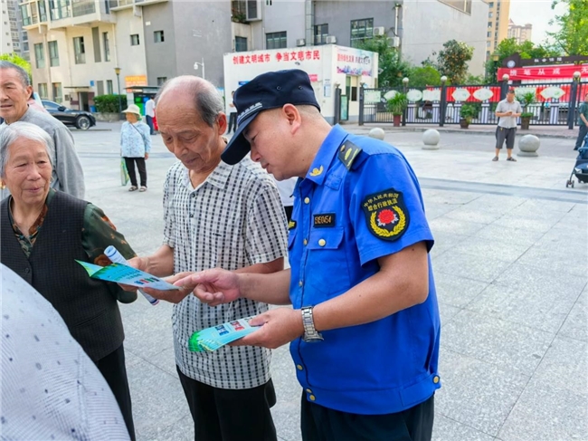 巴中市综合行政执法局:宽严相济,谱写城市治理新乐章(图5)