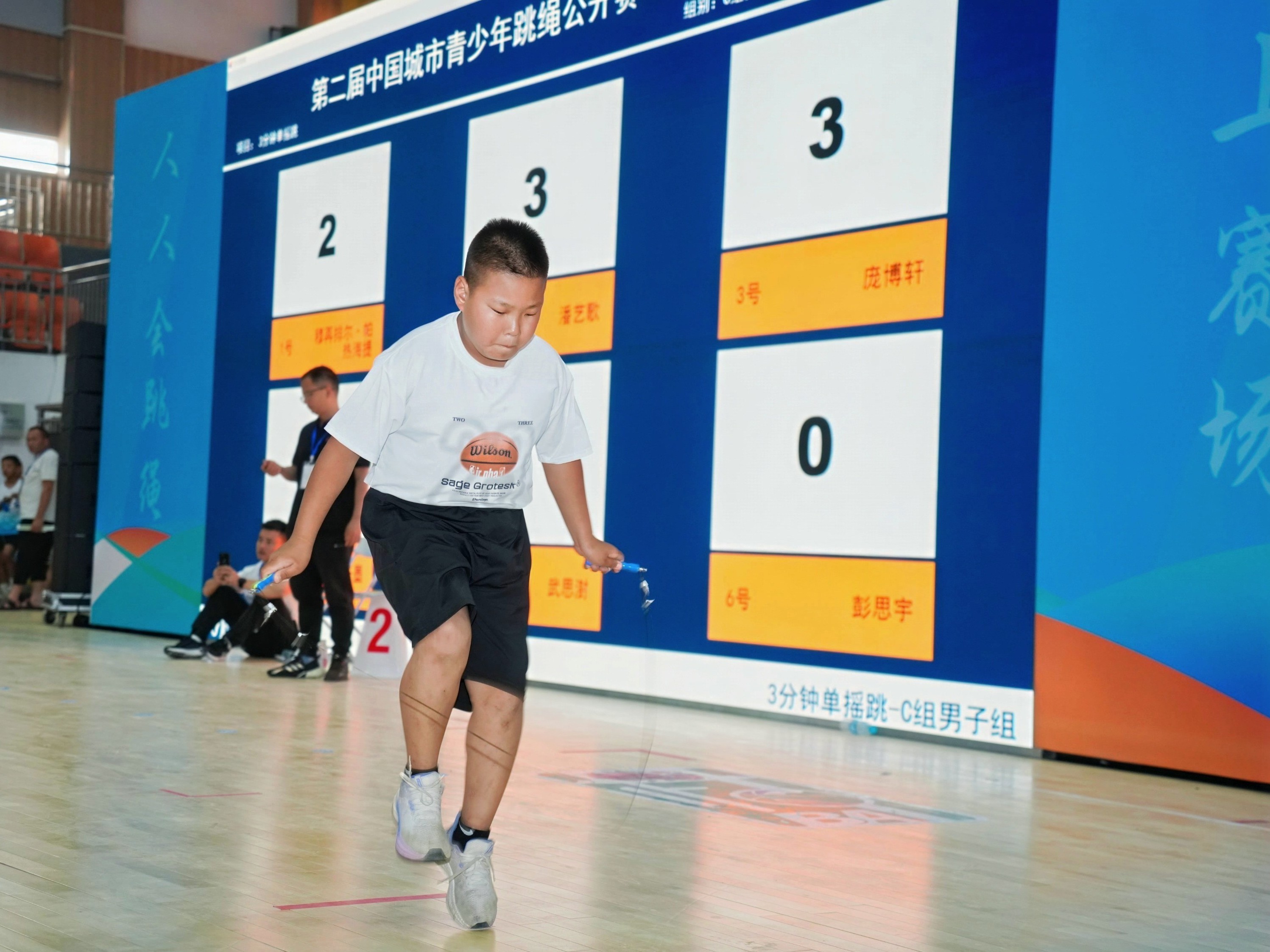 DSC03496-opq3792188335.jpg