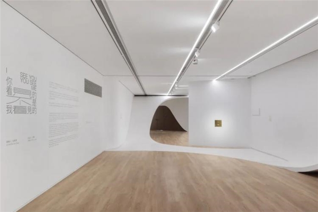 打破视觉幻象，元美术馆群展探索 “看见” 与 “真实” 的边界