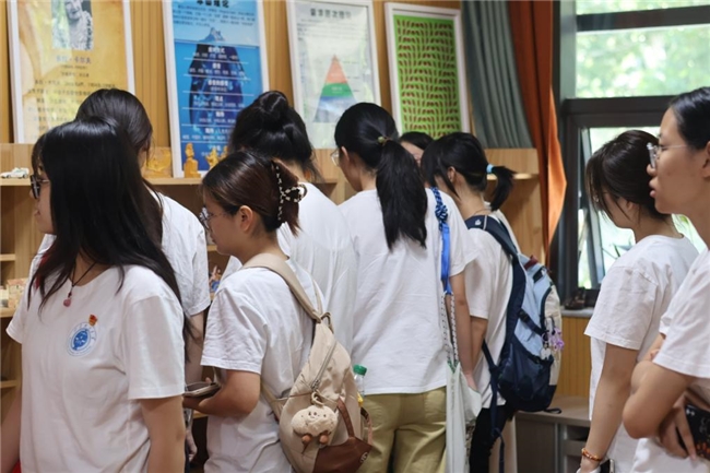 践法援调研察民生需求 探乡村法治筑维权基石