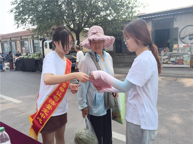 实践调研解民忧 晚会普法暖人心