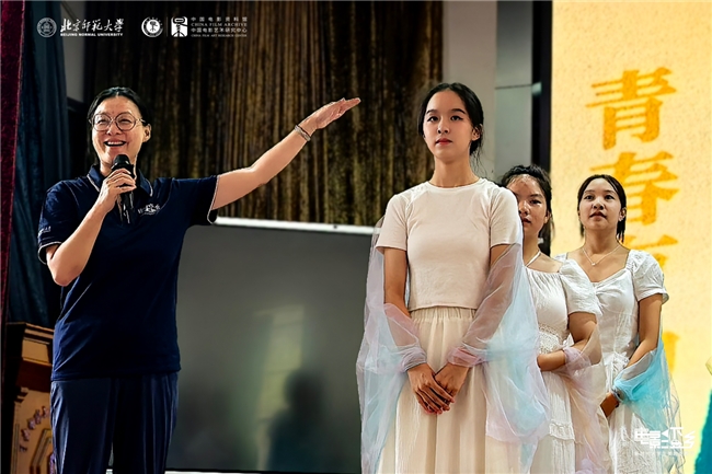 现场报道 ｜“电影下乡——新时代大学生美育支教云南行”成果展演完美收官(图11)