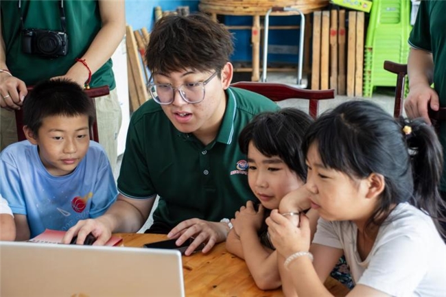 从“语苗”到“成林”：哈尔滨铁道职业技术学院学子再赴彭水书写推普助力乡村振兴答卷(图3)