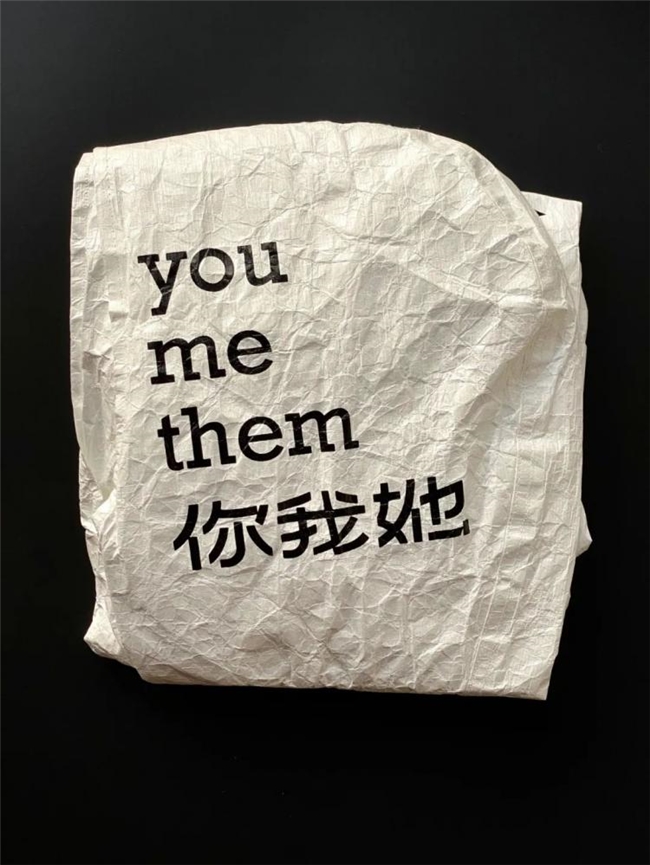 深圳设计师彭卡爆，用色彩与设计编织多元世界