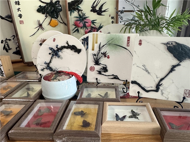 五站经纬织铁魂：合肥工业大学学子对话非遗铁画