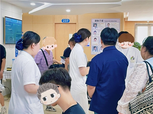 暑期摘镜总动员丨沈阳普瑞眼科解答：近视手术后真的会反弹吗？