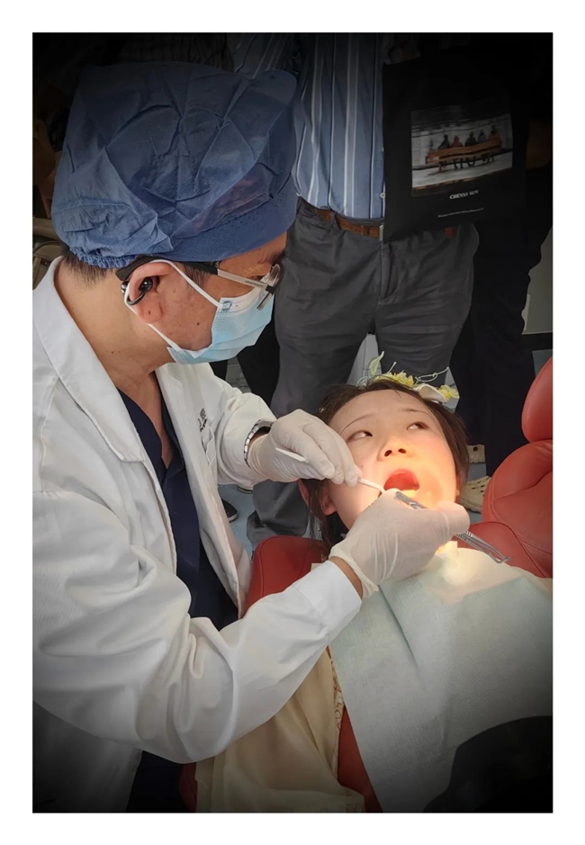 爱心跨越千里 鼎植口腔以爱助力阿坝学子逐梦