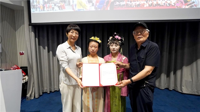 爱心跨越千里 鼎植口腔以爱助力阿坝学子逐梦