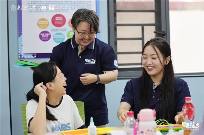 现场报道丨“电影下乡——新时代大学生美育支教行”广西站成果展演完美收官(图13)