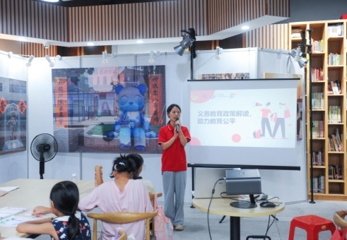广东科技学院赴石排镇“古韵童行”宣讲突击队“三下乡”社会实践活动——古韵童行护童心，青春筑梦绽芳华(图7)
